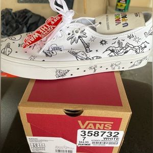 New in Box Vans U paint sneakers